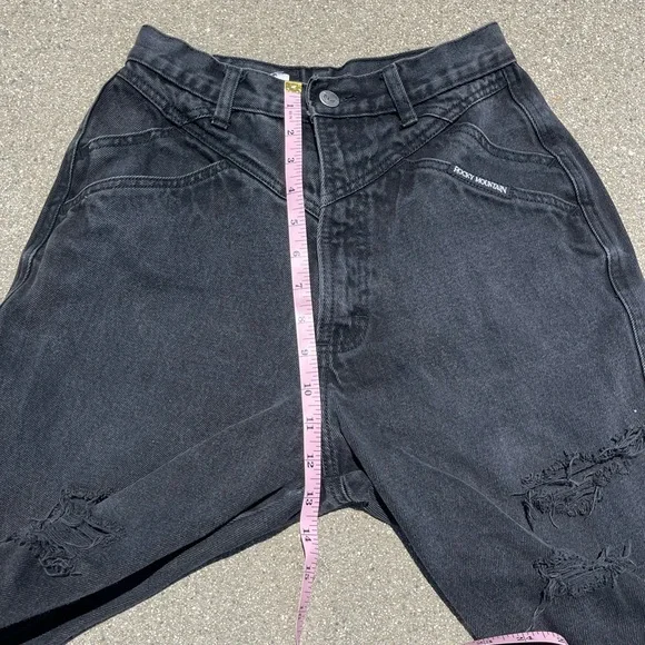Vintage Rocky Mountain Clothing Co. Distressed High Waisted Jeans size 28/7